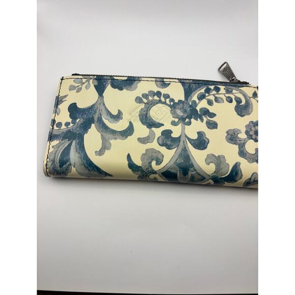 Patricia Nash Nazari Wallet - Picture 5 of 5